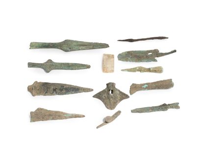 null CHINA, HAN Dynasty (206 BC - 220 AD) and later
Set of ceremonial axes and axe...