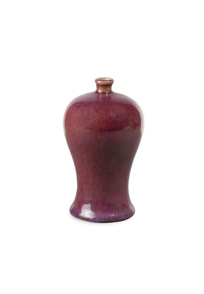 CHINE, XVIIIe/XIXe siècle	
Vase de forme...