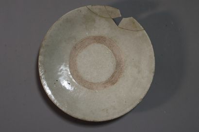 null CHINA, Longquan kilns, SONG Dynasty (960 - 1279)
Set of eleven bowls and three...