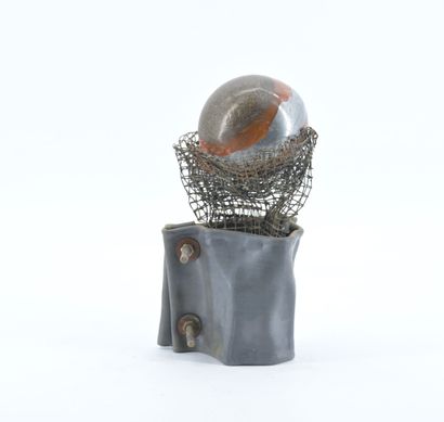 null Olivier MATTEI 
Sculpture accumulation
métal et divers
H : 20 cm