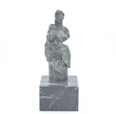 null Bernard DAMIANO (1926-2000)
Woman sitting on a fut, Circa 1980
Proof in bronze...