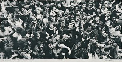 Jurgen SCHADEBERG Fans welcoming pop star Cliff Richard-Johannesburg, 1960, 11/18...