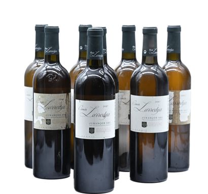 null 8 bouteilles JURANCON "Camin", Domaine Larredya2007 (sec, étiquettes tachée...