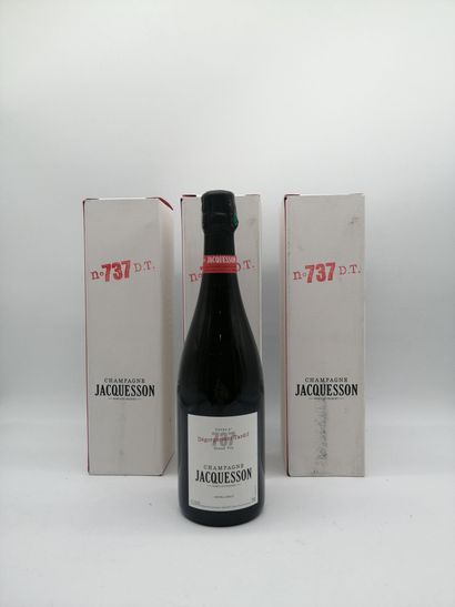 null 3 bouteilles CHAMPAGNE "dégorgement tardif", Jacquesson (en étui, cuvée 737,...
