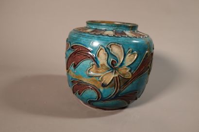 null CHINE, Dynastie MING, (1368 - 1644), FIN XVE/DEBUT XVIE SIECLE	
Petit pot en...