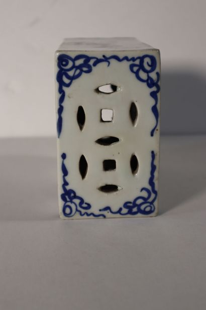 null CHINA, About 1900
Scented herb bricks in polychrome and blue-white enamelled...