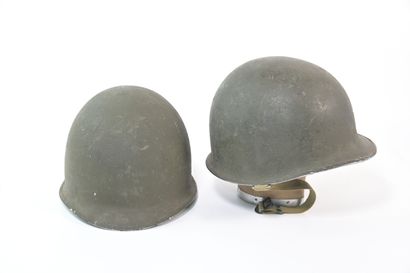 null Lot of US helmet bombs. 1st World War