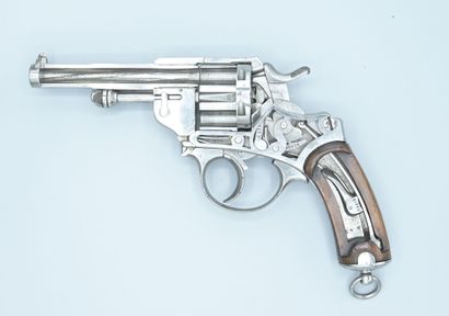 Rare revolver 1873 en coupe n°636838. Parfait...