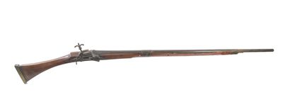 null Fusil oriental dit Moukhala. Platine en fer gravé. Quelques manques et usures.
Long...