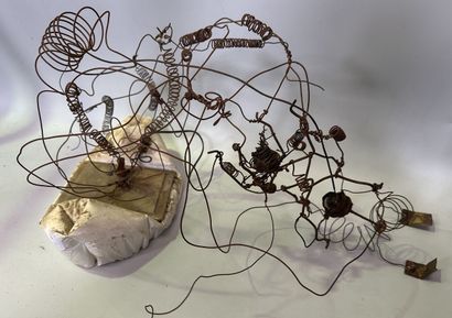 null Olivier MATTEI
Sculpture métal et plâtre 
Technique mixte
50 cm