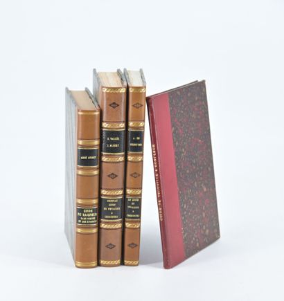 [Guides] Ensemble de 4 volumes reliés :
-...