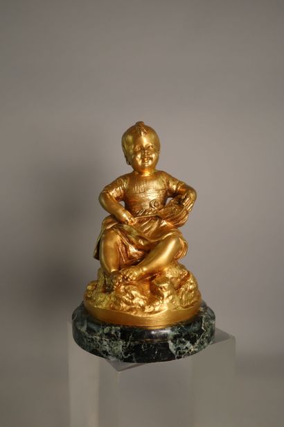 null José DUNACH (XIXe - XXe s.)
Enfant au panier
Épreuve en bronze doré, signée...
