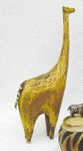 Charlotte POULSEN Grande girafe en terre chamottée,terre brute patine rousse et brune,scarifications...