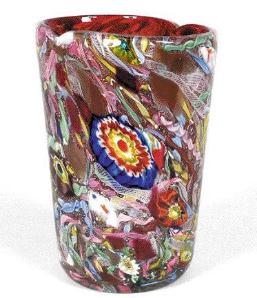 Anonyme (Murano) Vase tronconique en verre polychrome; décor intercalaire de murines...