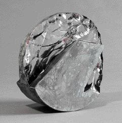 NEGREANU Matéi, né en 1941 "DISQUE" Sculpture en cristal optique et plomb légèrement...