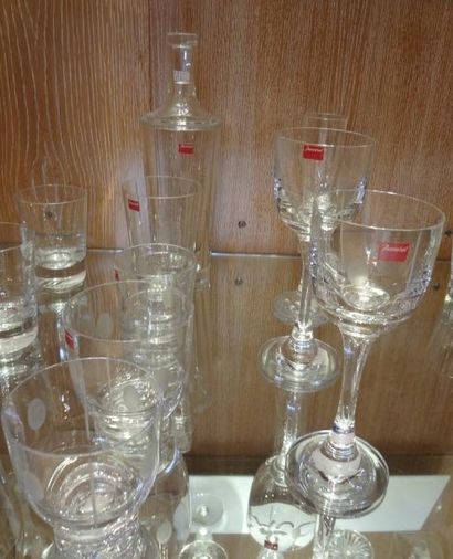 BACCARAT BACCARAT - Lot de verres Tranquility en cristal comprenant un verre à eau...