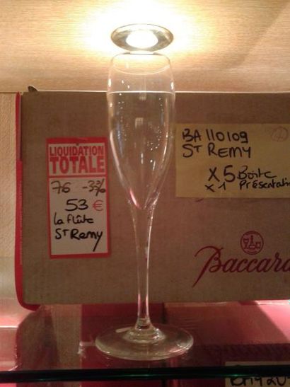 BACCARAT BACCARAT - Six flûtes Saint Remy en cristal. Prix boutique: 456 €
