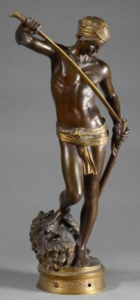Antonin MERCIÉ (1845-1916) "David". Bronze deux tons sur un socle ciselé de motifs...