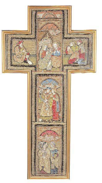 null Orfroi, XVIe siècle, croix brodée en soie polychrome, fil d'or et d'argent d'une...