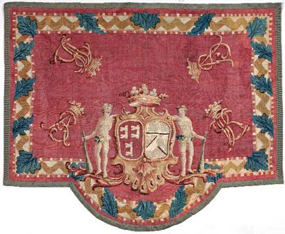 null Carapaçon en tapisserie, laine et soie, Aubusson, 1775-1785, fond rouge, décor...
