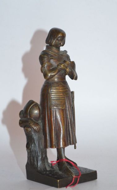Marie D'ORLÉANS (1865-1909) "Jeanne D'ARC" Bronze. Signé sur la terrasse. H: 14,5...
