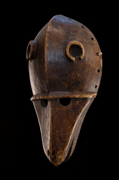 MASQUE- ANIMAL. Bois patine grise.

Mali, Bamana.

40 x 21 cm