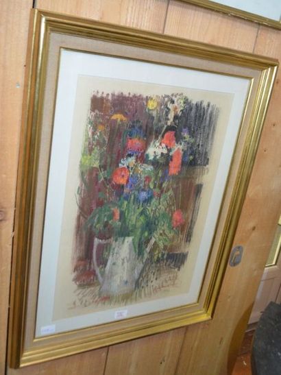 null Paul COLLOMB (1921-2010) "Bouquet" Pastel signé en bas à droite. 63x44 cm.