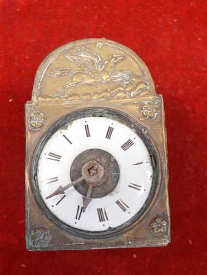 null 1 Mouvement d'horloge de parquet miniature en bronze doré à décor de cheval...