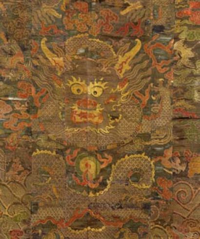 null devant d'autel, Tibet, fin XVIIe / début XVIIIe siècle, bande de satin broché...