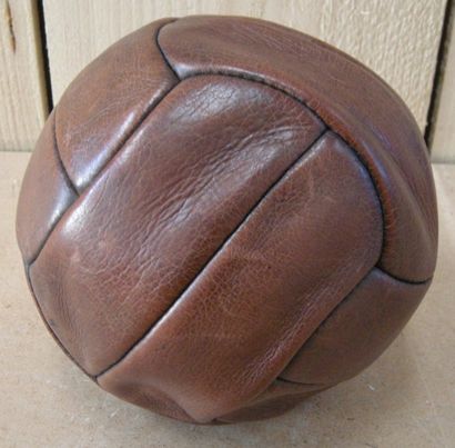 null BALLON de foot-ball en cuir brun