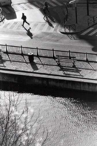 Babey Marie. Paris Canal Saint-Martin : « traversée » 1993. Format 30 x 40. Tirage...