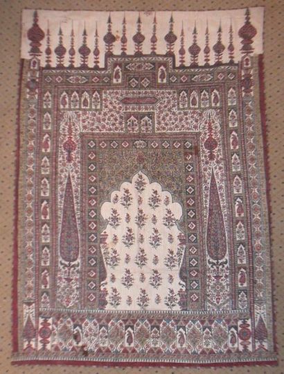 null KALAMKARI, Perse, début XIXème siècle, coton blanc, imprimé polychrome à la...