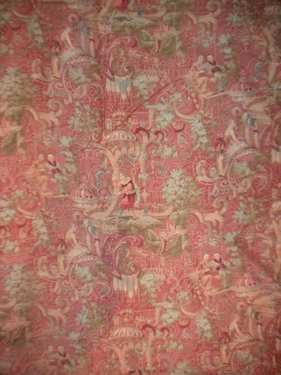 null Suite de six rideaux en coton imprimé, circa 1840-1860, reps rouge imprimé de...