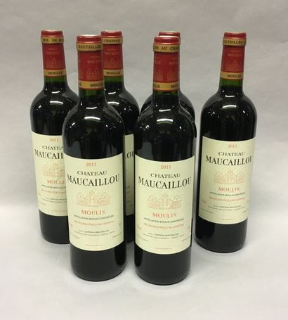 6 bouteilles de château MAUCAILLOU Moulis...