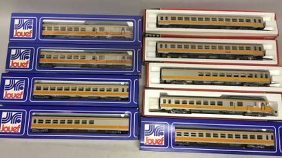 null JOUEF. 3 motrices 8611 (x2), 5494, 6 wagons 5493 (x2), 5492 (x2), 5491(x2)....