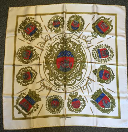 null HERMES FOULARD " les armes de Paris"