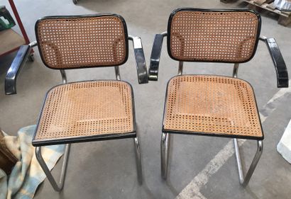 null Marcel BREUER (1902-1981) pour GAVINA. Paire de fauteuils en bois noirci et...