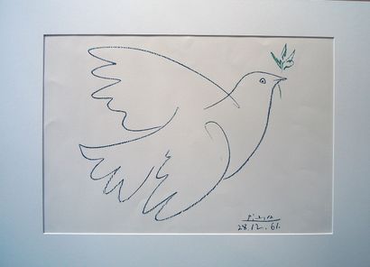 PICASSO "La Colombe de la Paix", estampe, signée dans la planche en bas à droite...