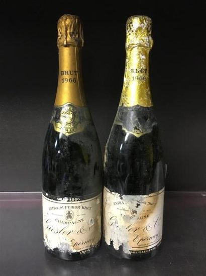 null 2 bts Champagne GIESLER and CO Brut 1966. etiquettes tachées et déchirées.