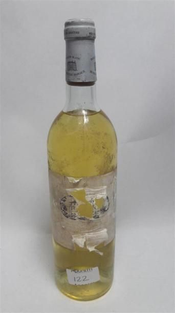 null 1 bouteille PAVILLON BLANC du château MARGAUX 1980 (ét. déchirée, collerette...