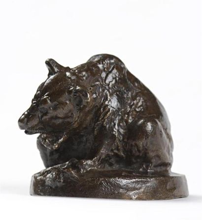 null Auguste GAUL (1869-1921)
"Ours assis"
Epreuve en bronze à patine brun fortement...