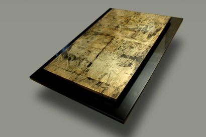 null TABLE BASSE plateau en laque noire et or, 31 x 140 x 90 cm
