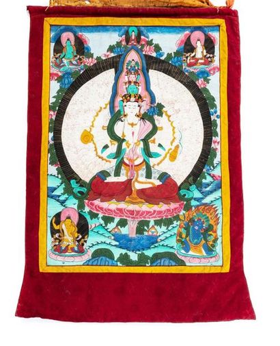 null INDE. Thangka représentant Avalokitesvara sous sa forme Ekâdashamukha, à onze...