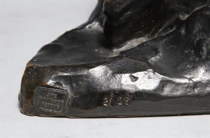 null D'après Auguste RODIN (1840-1917)
"Danaïde "
Reproduction en Bronze à patine...