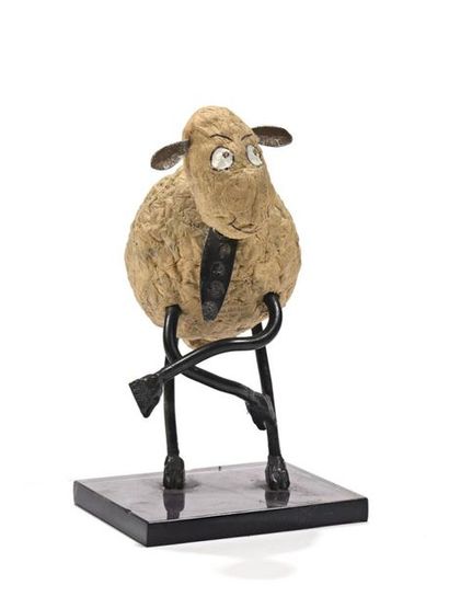 null D'après F'MURRR Sculpture d'un mouton en fer forgé, métal et papier maché. H:...