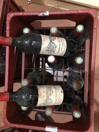 null 12 bouteilles Château SAINT GEORGES, SAINT GEORGES SAINT EMILION 6 de 1997 et...
