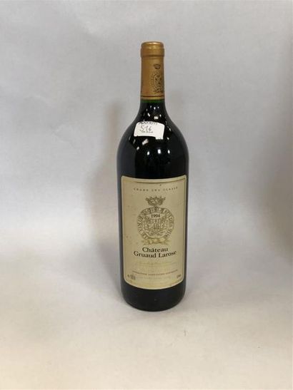 null 1 magnum GRUAUD LAROSE, SAINT JULIEN, 1994 (mi épaule)