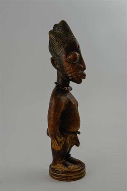 null 245 à 254 - SUITE de DIX STATUETTES de JUMEAU IBEDJI en bois. Nigeria Yoruba...