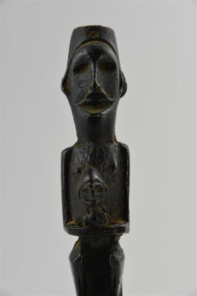 null MATERNITE. Bronze noir.
Congo
Haut 18,5 cm