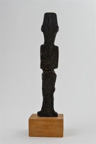null MATERNITE. Bronze noir.
Congo
Haut 18,5 cm